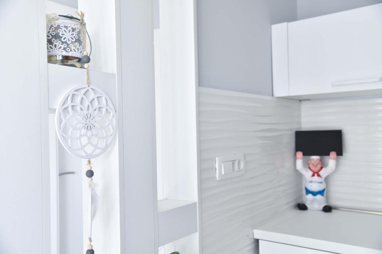Verbalj Apartment With Swimming Pool 코토르 외부 사진