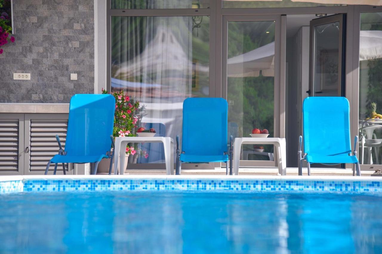 Verbalj Apartment With Swimming Pool 코토르 외부 사진